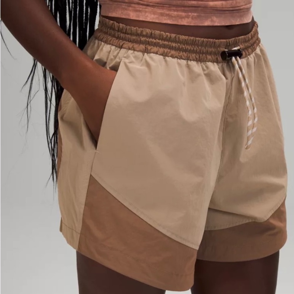 NWT Lululemon Evergreen Shorts